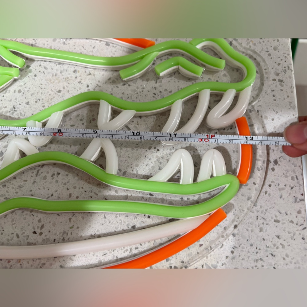 Vibrant Neon Florida Gators Sign - Green, Red, White - Picture 5 of 5